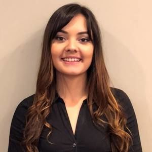 Meet your Posher, Laura